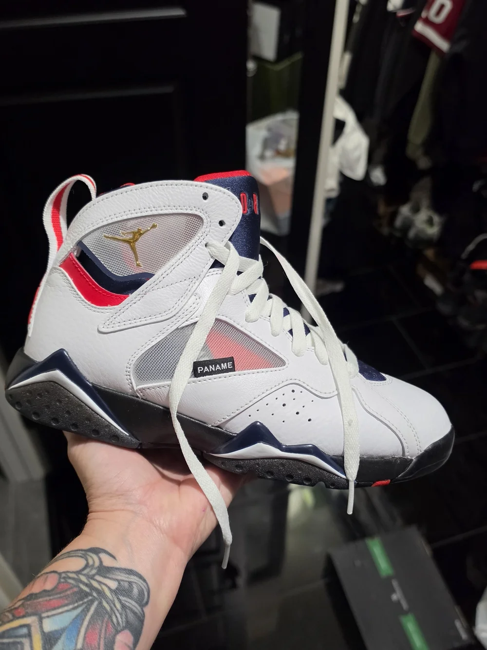 Air Jordan Mens White/Navy/Red Basketball Shoes